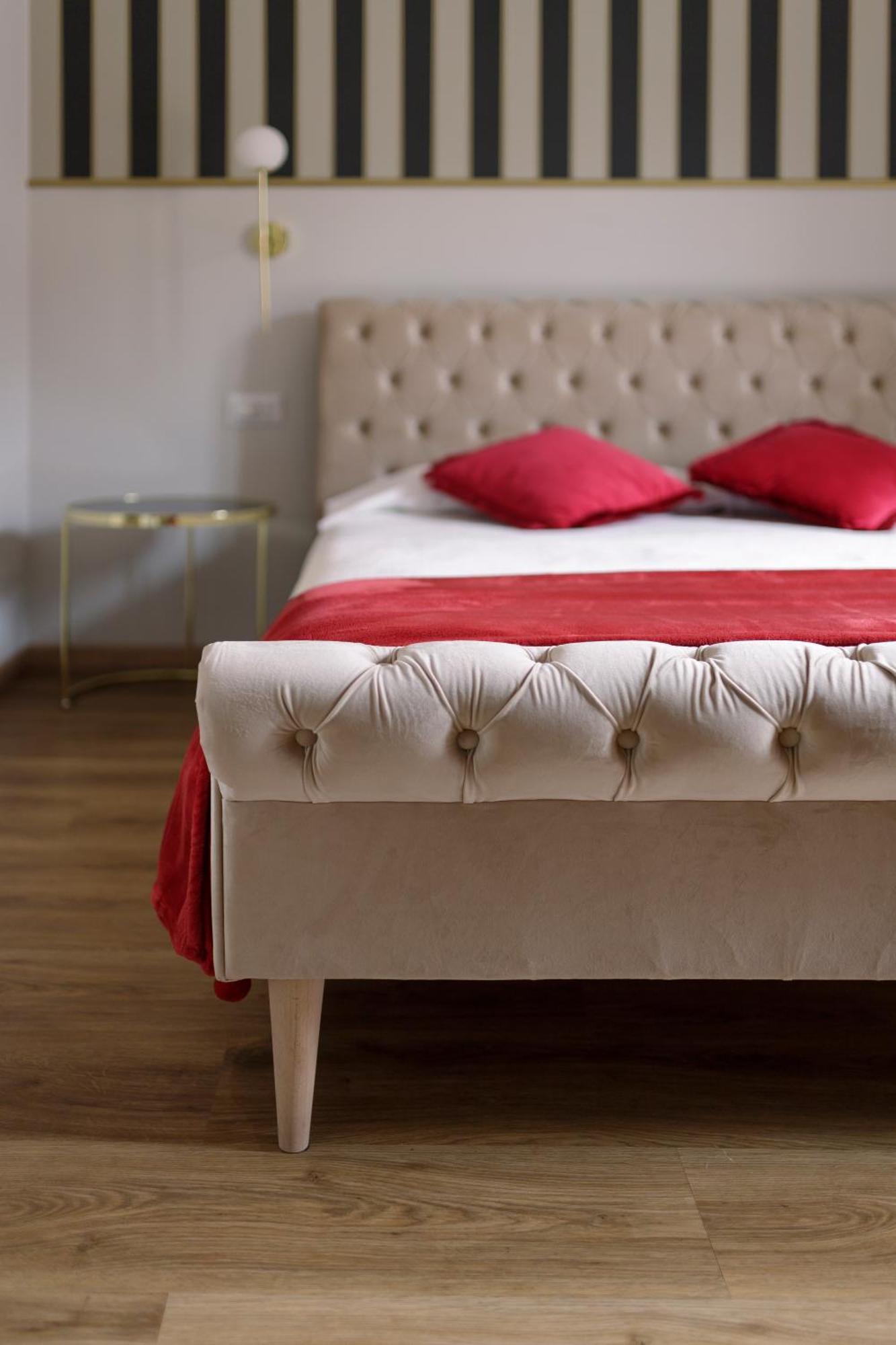 ורונה Domus 44 Rooms מראה חיצוני תמונה