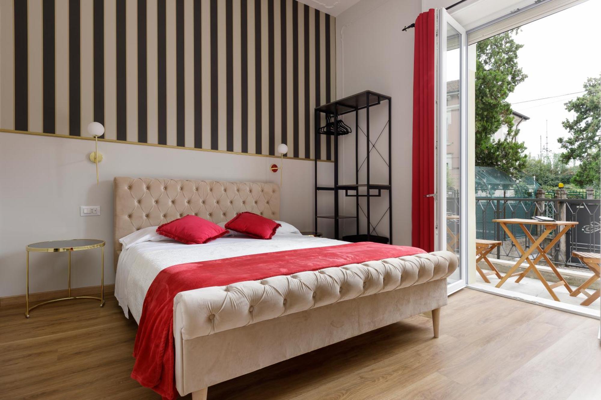 ורונה Domus 44 Rooms מראה חיצוני תמונה