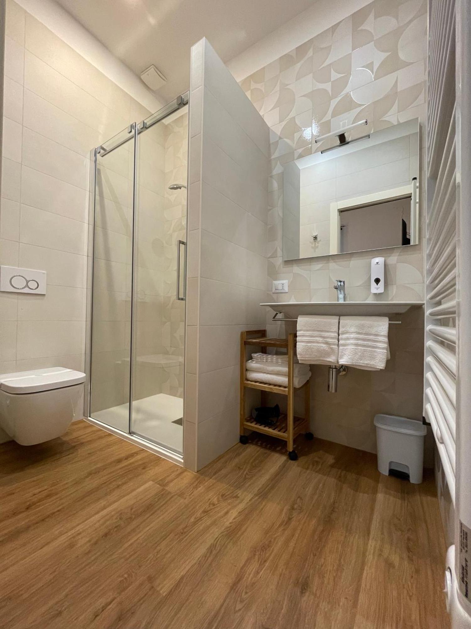 ורונה Domus 44 Rooms מראה חיצוני תמונה